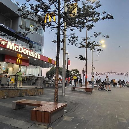 Beachside Apartment In The Heart Of Surfers Paradise - Free Parking Gold Coast Luaran gambar